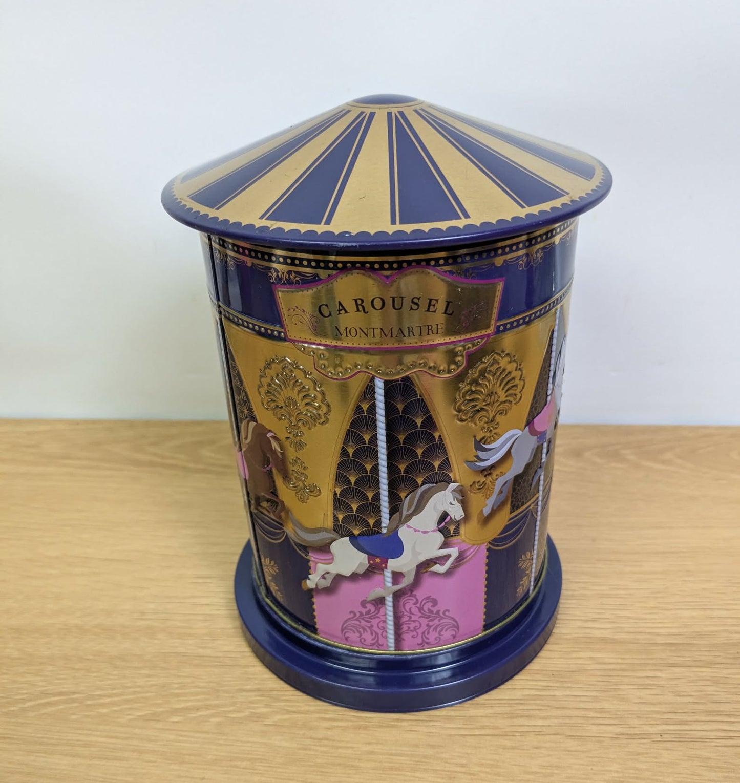 Carousel Wax Tin