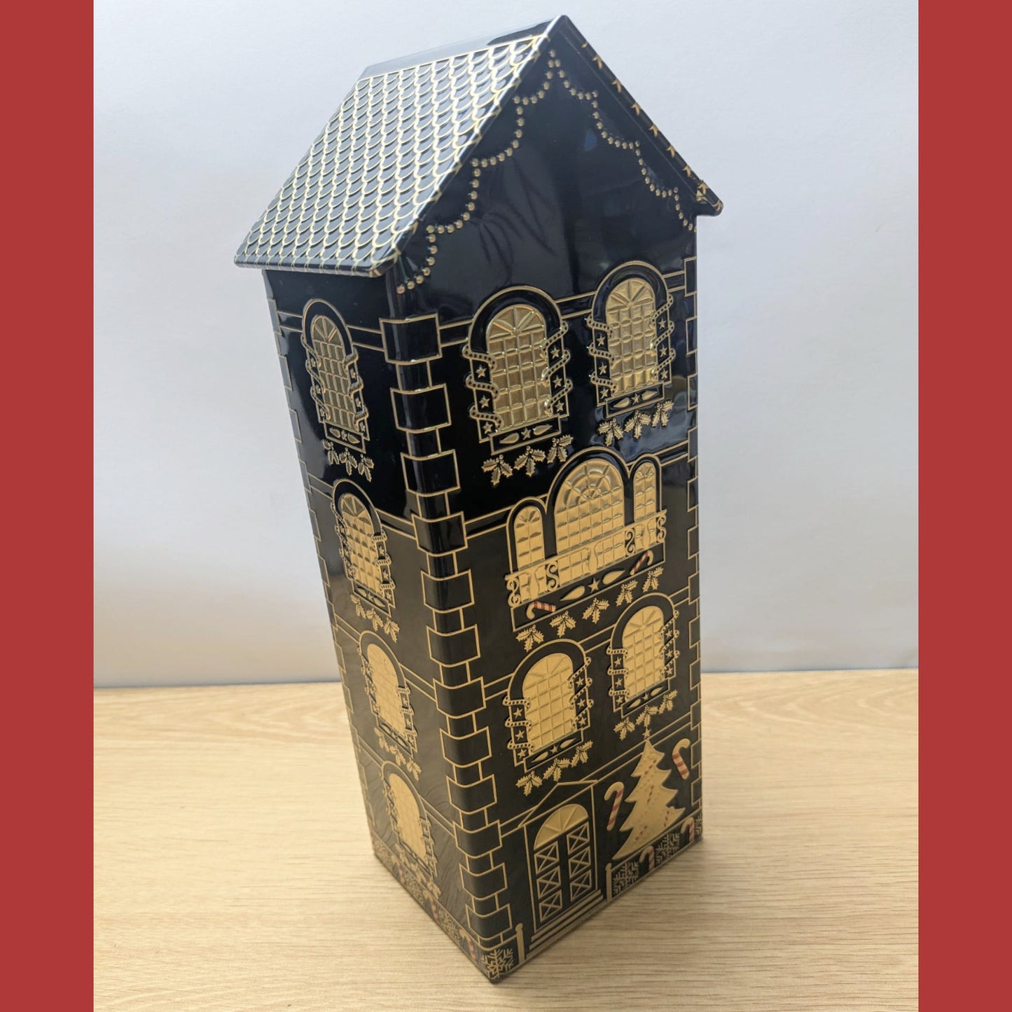Christmas House Wax Tin