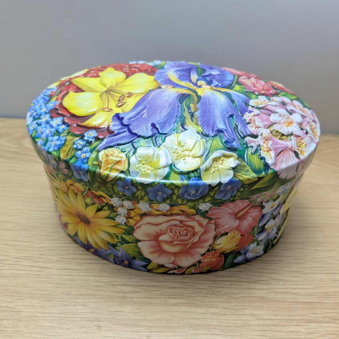 Floral Wax Tin